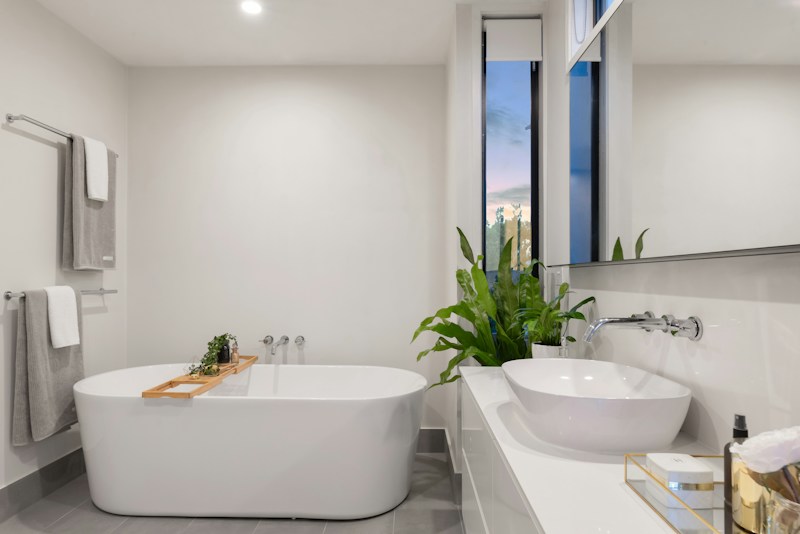Contemporary shower design